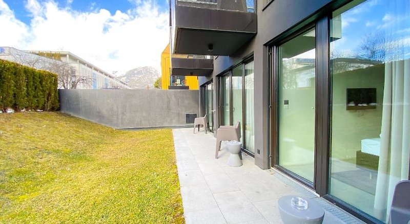 Blackhome City Apartments 3