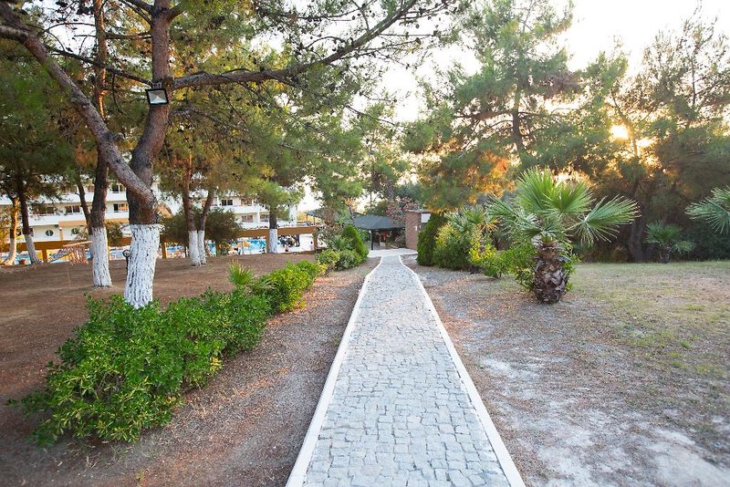 Tuntas Family Suites Kusadasi 3