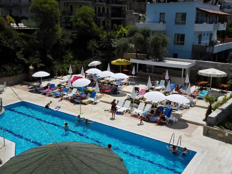 Tuntas Apart Kusadasi 17