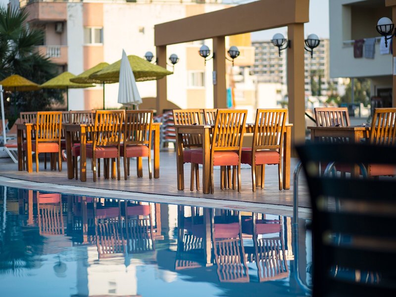Tuntas Apart Kusadasi 30