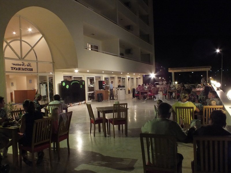 Tuntas Apart Kusadasi 33