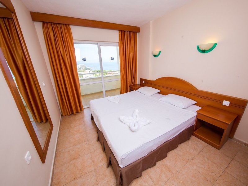 Tuntas Apart Kusadasi 44
