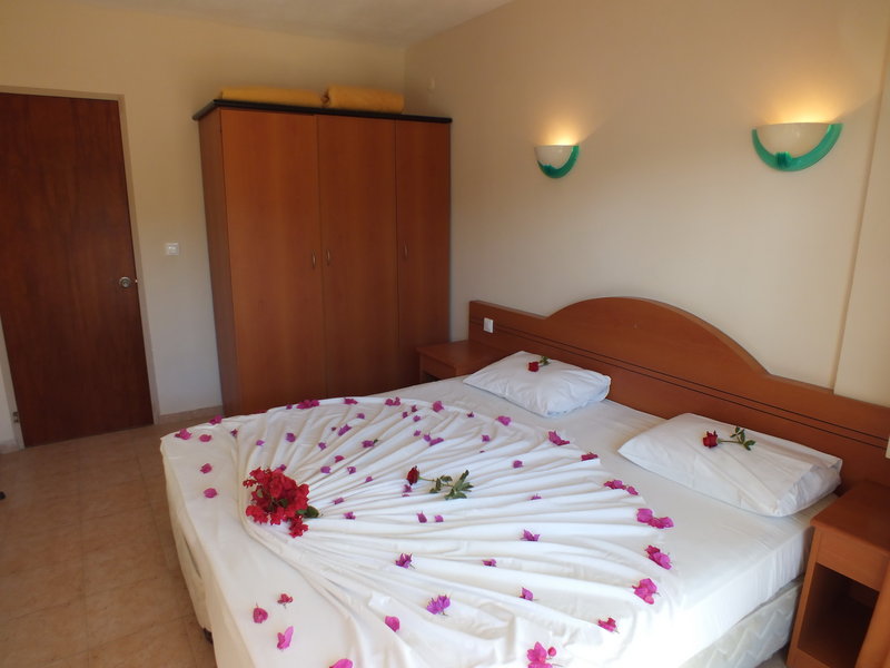 Tuntas Family Suites Kusadasi 11