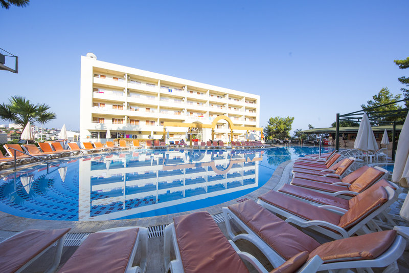 Tuntas Family Suites Kusadasi 5