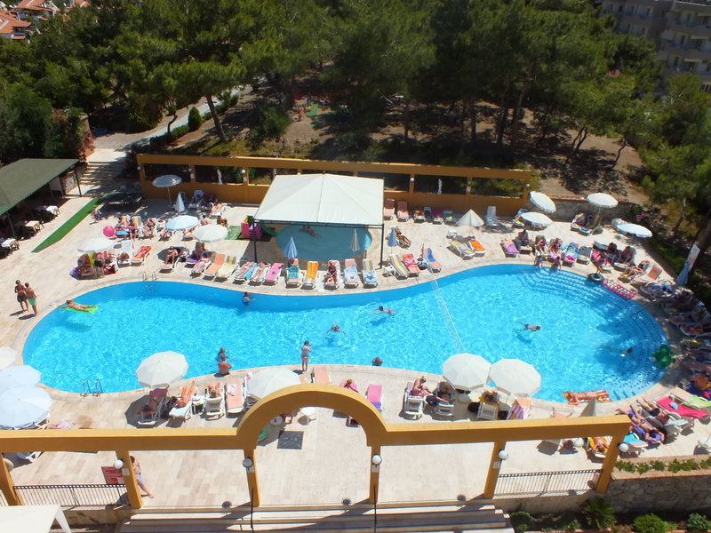Tuntas Family Suites Kusadasi 12
