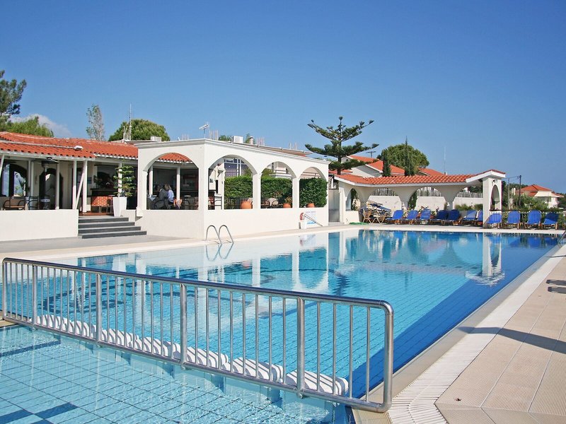 Mouikis Sun Village 13 - Outdoor Pool