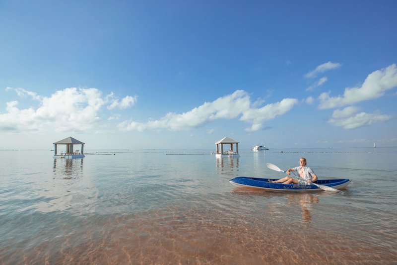 Puri Santrian a Beach Resort & Spa 9