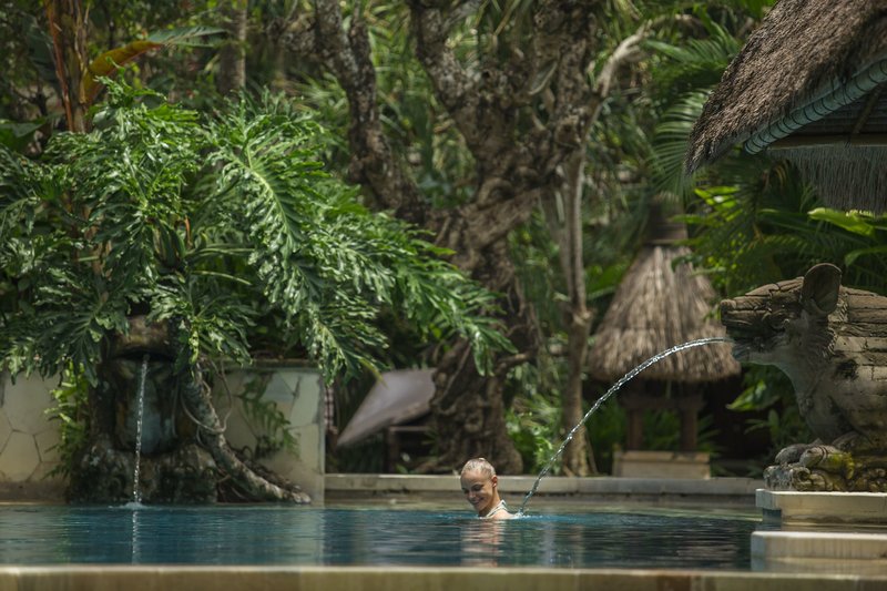 Puri Santrian a Beach Resort & Spa 11