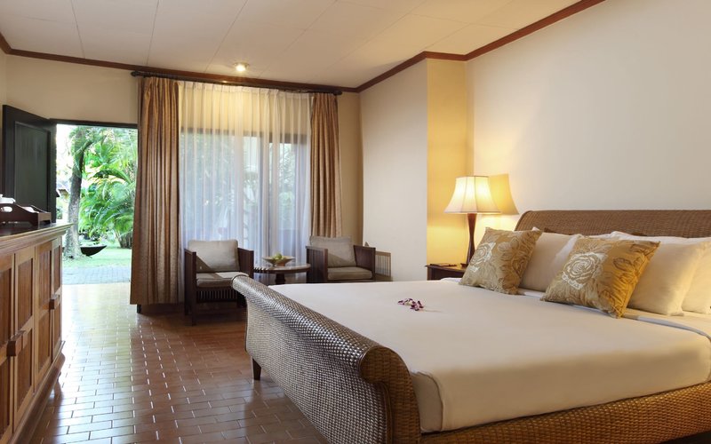 Puri Santrian a Beach Resort & Spa 15