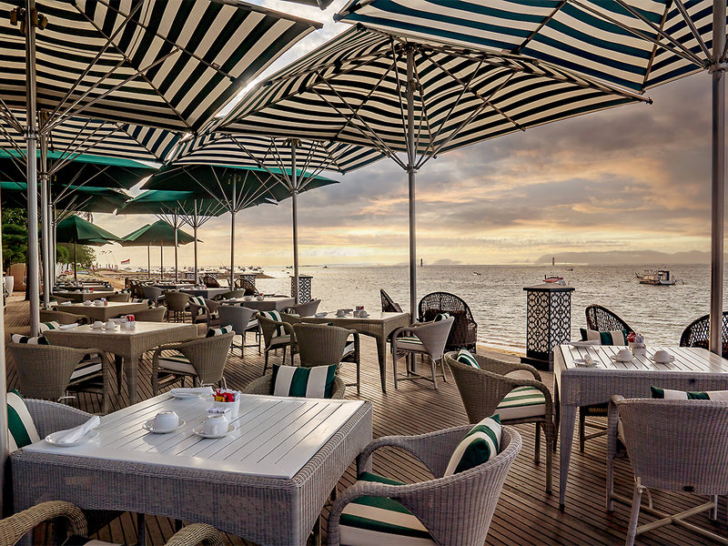 Puri Santrian a Beach Resort & Spa 11