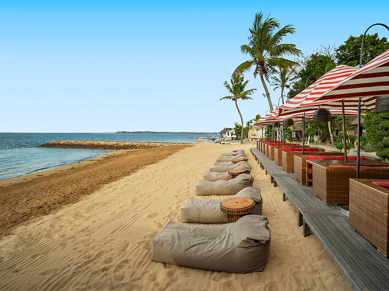 Puri Santrian a Beach Resort & Spa 12