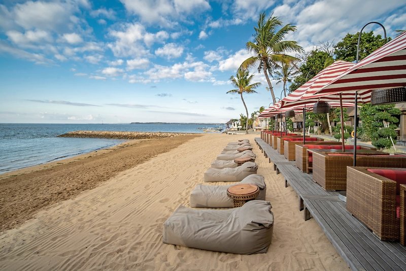 Puri Santrian a Beach Resort & Spa 19