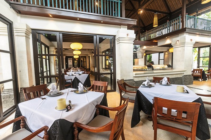 Puri Santrian a Beach Resort & Spa 22