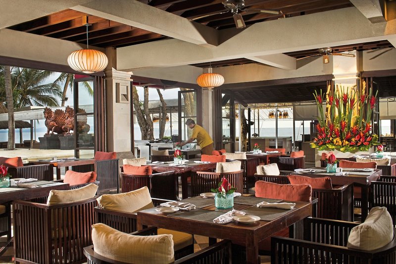 Puri Santrian a Beach Resort & Spa 23