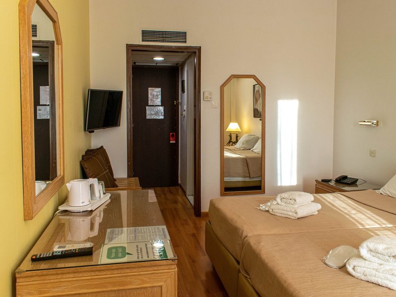 Candia Hotel 44