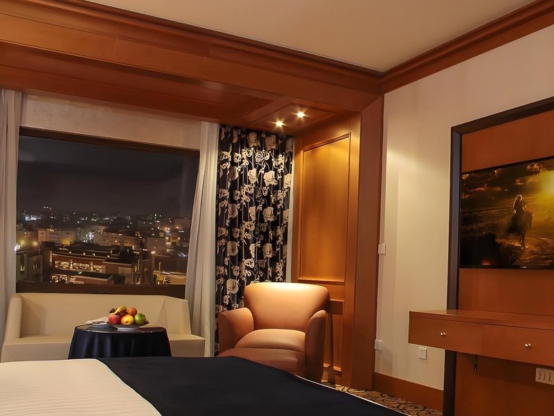 Thousand Nights Hotel 7