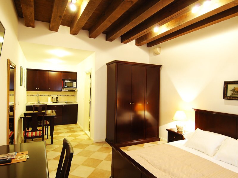 Sunce Palace Apartments 8