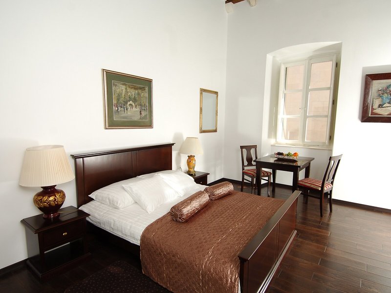 Sunce Palace Apartments 10