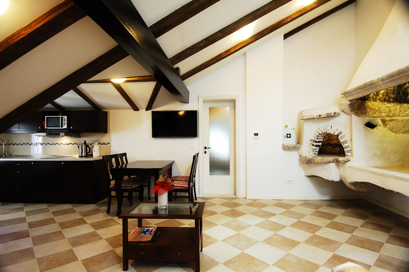 Sunce Palace Apartments 14