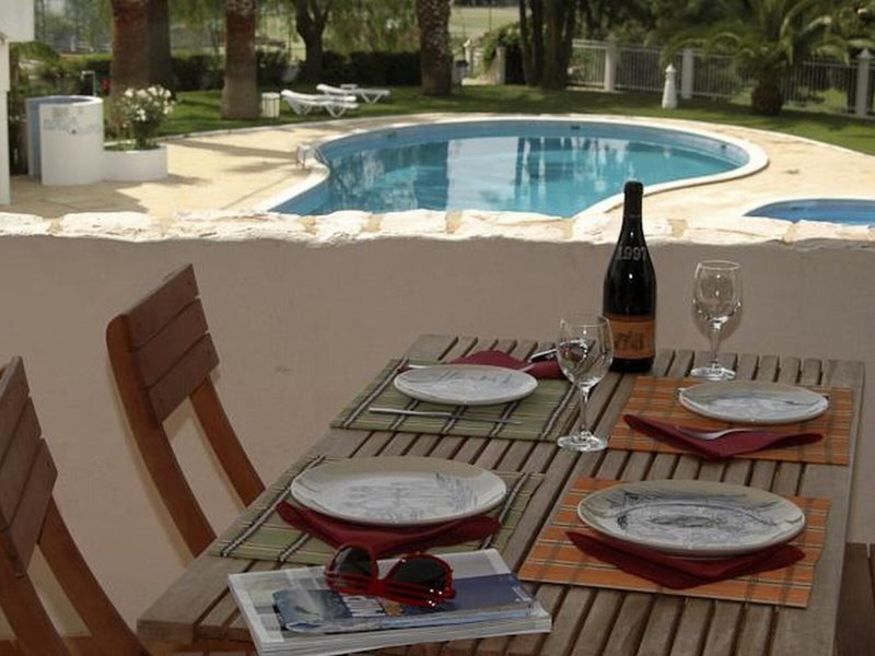 Hotel Turiquintas 10