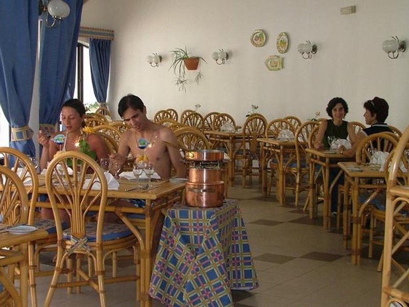 Hotel Turiquintas 17