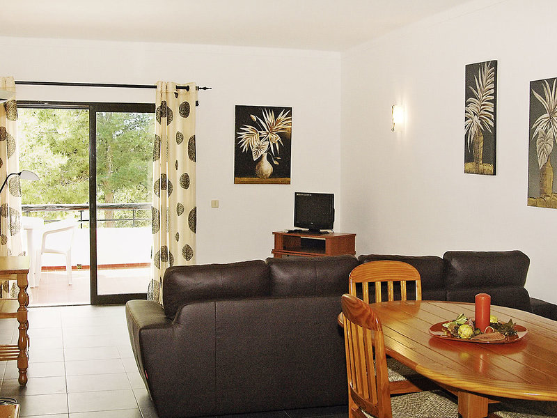 Turiquintas 1 - Room Example