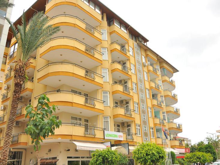 M.C.A. Marquis Hotel 1