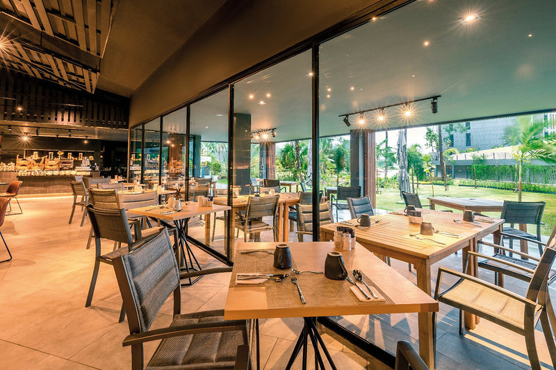 La Vela by La Flora Khao Lak 15