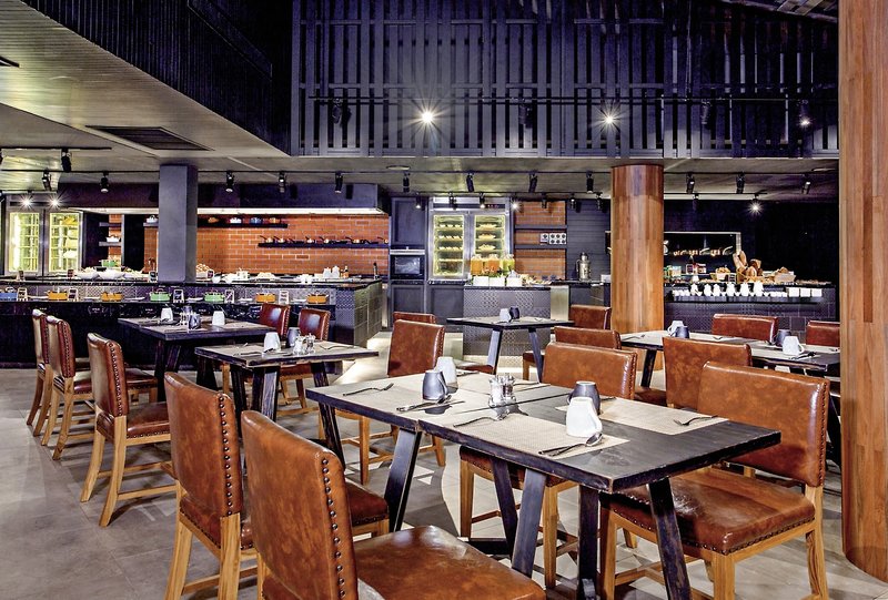 La Vela by La Flora Khao Lak 17