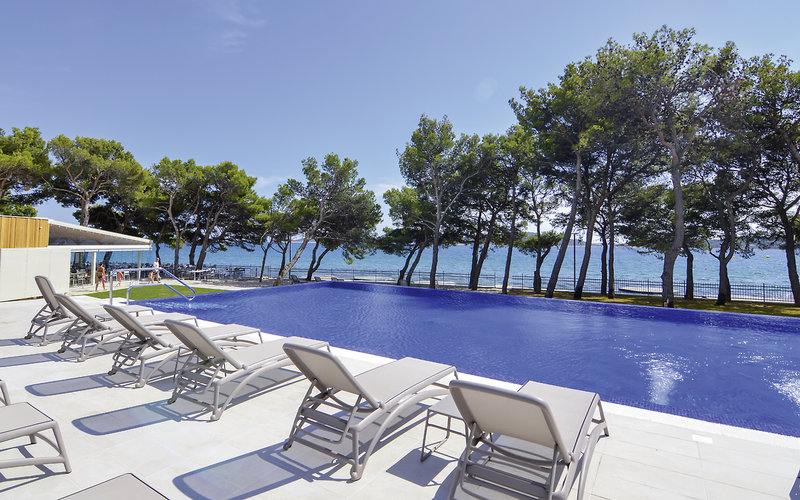 Villa Arausana & Antonina 1