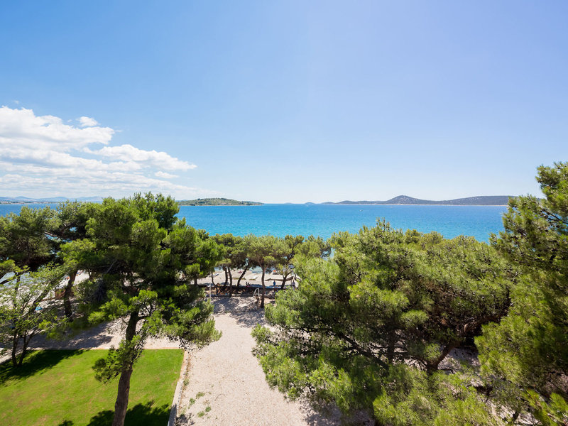 Villa Arausana & Antonina 4