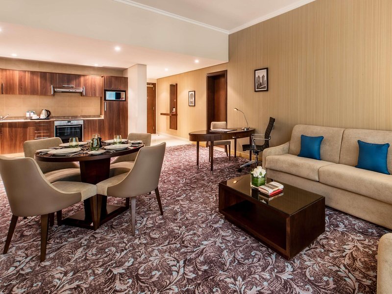 Golden Tulip Doha 12