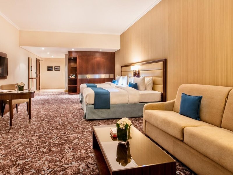 Golden Tulip Doha 41