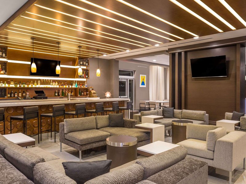 Wingate by Wyndham Miami Airport 8