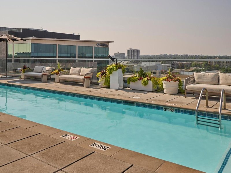 Halcyon Hotel Cherry Creek 9