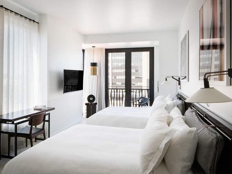 Halcyon Hotel Cherry Creek 32