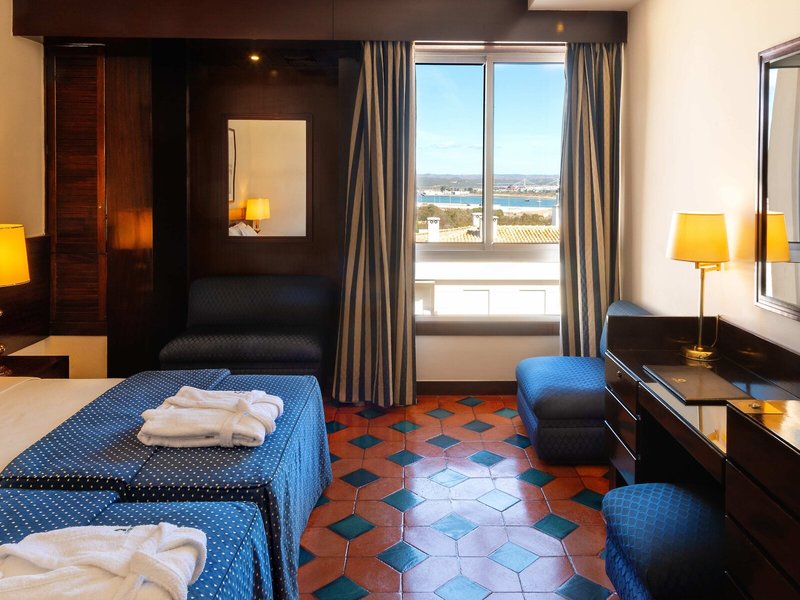 Algarve Casino 42 - Room Example