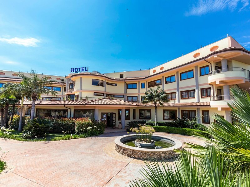 Hotel Santa Chiara 5