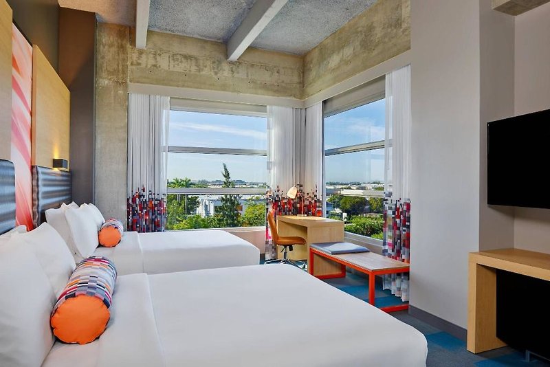 Aloft Miami Airport 4