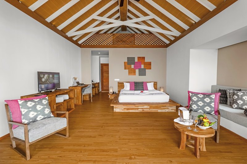 Kudafushi Resort & Spa 13