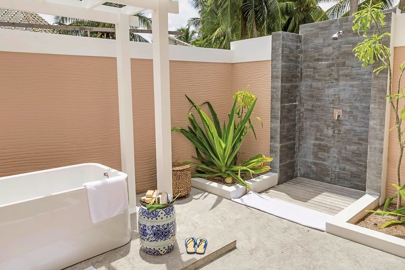 Kudafushi Resort & Spa 14
