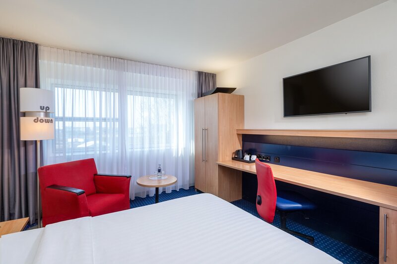 IntercityHotel Frankfurt Airport 12