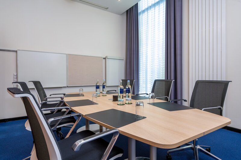 IntercityHotel Frankfurt Airport 31
