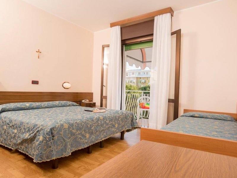 Hotel Trevi 4
