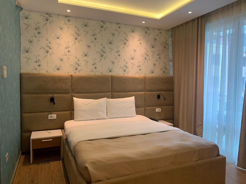 Hotel Albanian Star 5