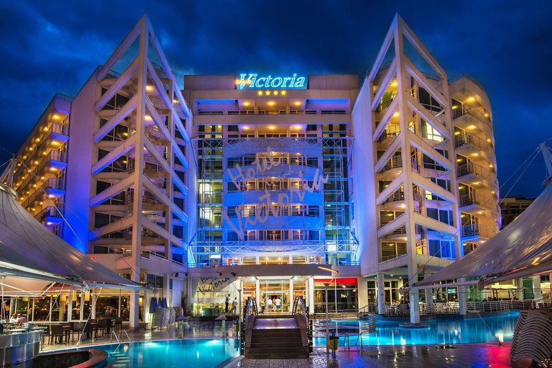 Effect Grand Victoria Hotel 3