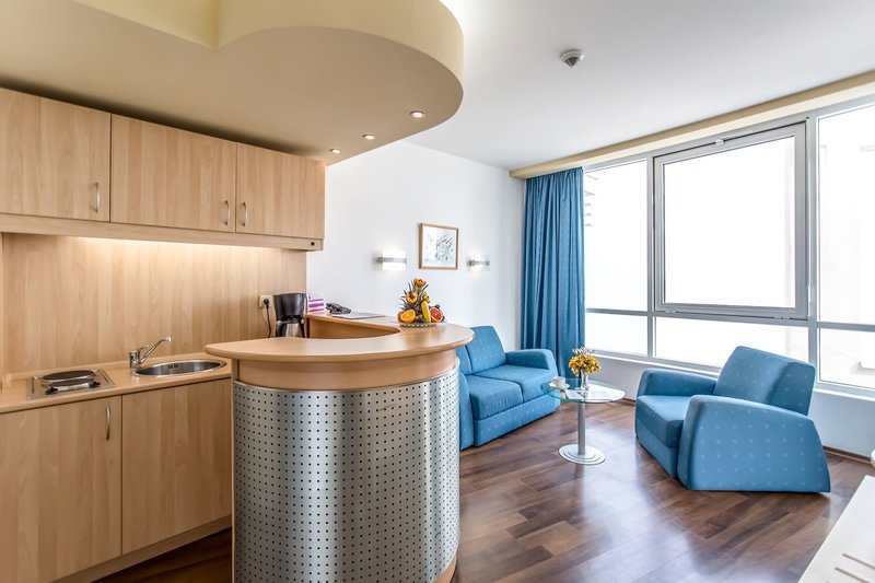 Effect Grand Victoria Hotel 19