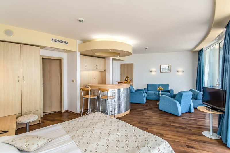 Effect Grand Victoria Hotel 20