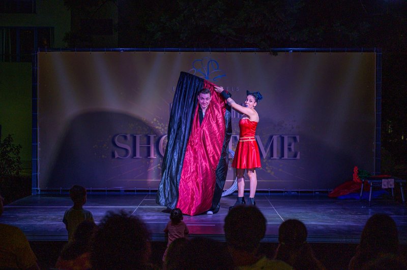 Effect Grand Victoria Hotel 31