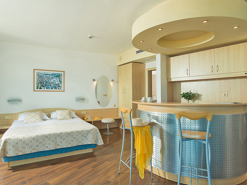 Hotel Grand Victoria  11